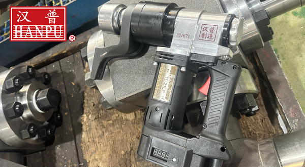2000牛米电动定扭扳手：工业领域的得力助手